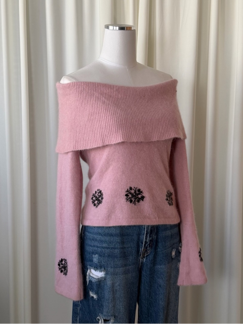 VTG Y2K Frost Coquette Pink Fuzzy Angora Wool Off-the-shoulder Sweater Snowflake